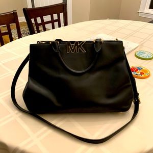MICHAEL KORS Florence Large Satchel in Black with Gold Hardware